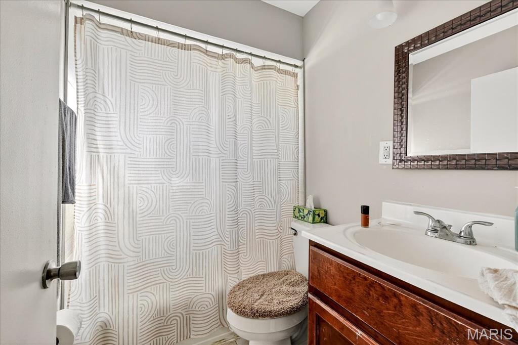 1947 Brown Road St. Louis, MO 63114 - Photo 11 of 24 Gallery Image 11