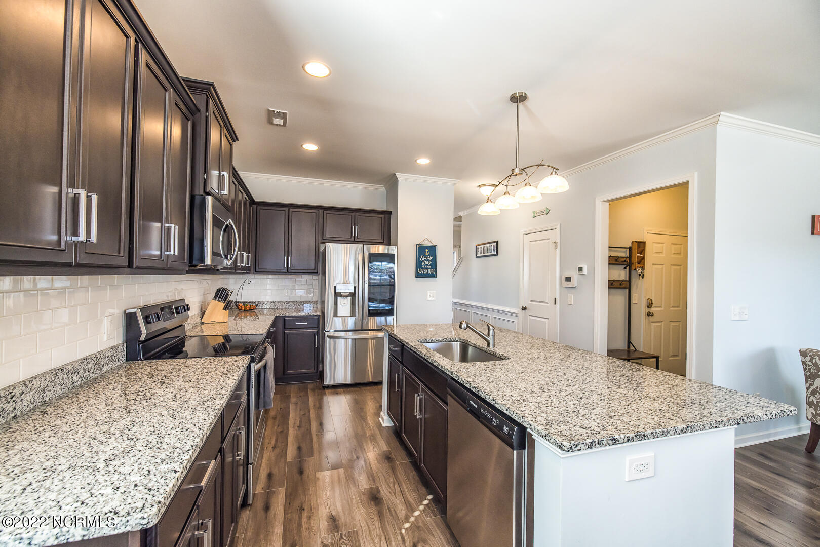 124 Violetear Ridge Hampstead, NC 28443 - Photo 11 of 74 11