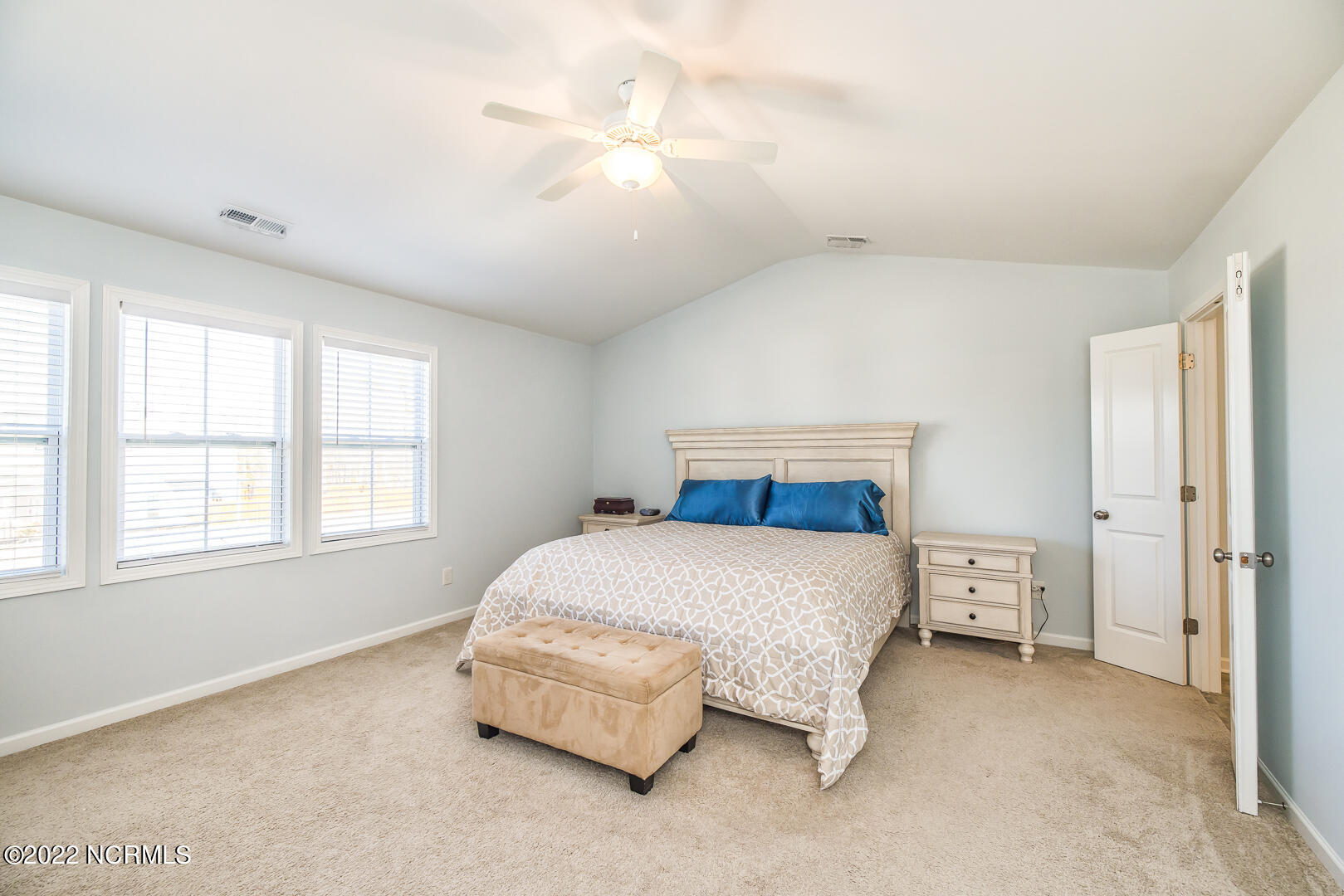 124 Violetear Ridge Hampstead, NC 28443 - Photo 34 of 74 34