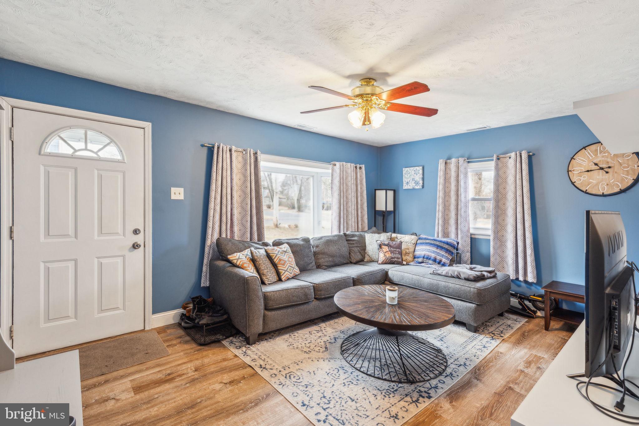 527 Moyer Road Southampton, PA 18966 - Photo 8 of 33 Gallery Image 8