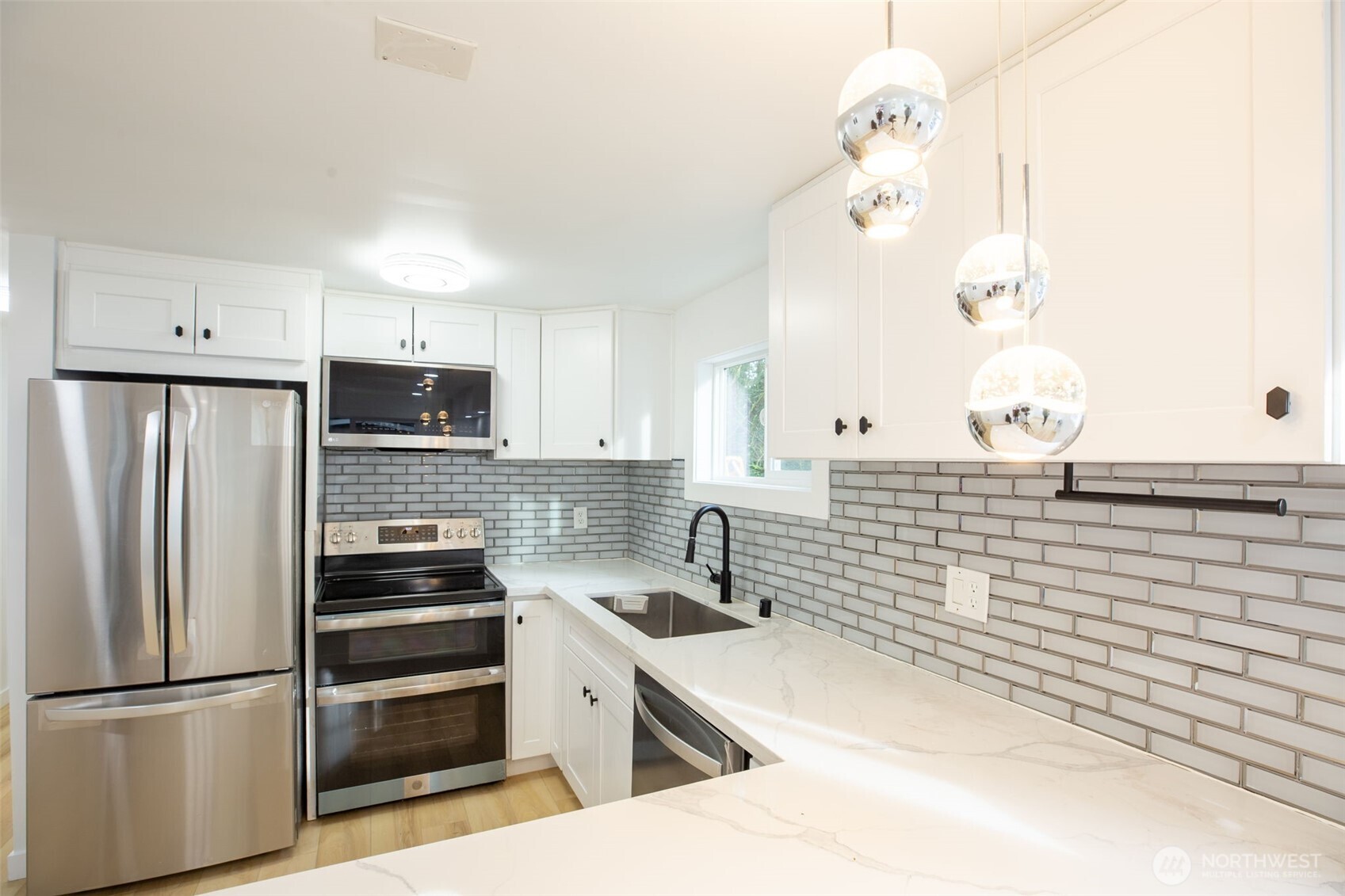 100 228th Street Southeast, Unit 19B Bothell, WA 98021 - Photo 7 of 17 Gallery Image 7