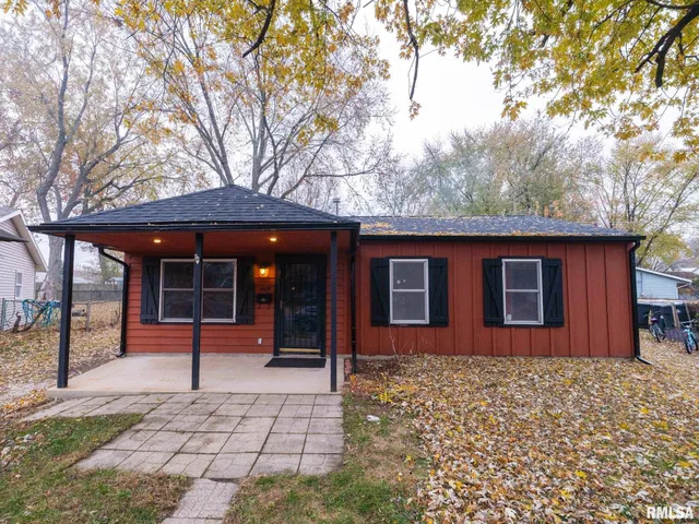 $99,900 | 1610 Koch Street, Pekin, IL 61554