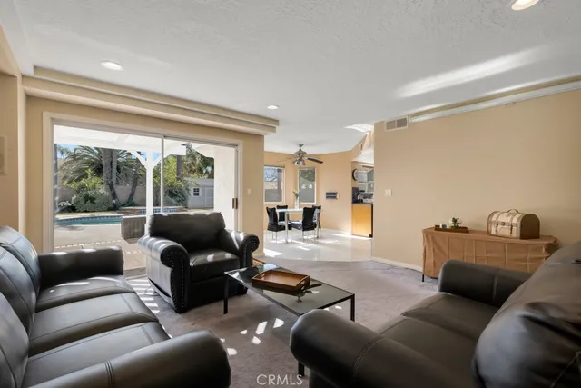$1,180,000 | 18614 Ingomar Street, Reseda, CA 91335