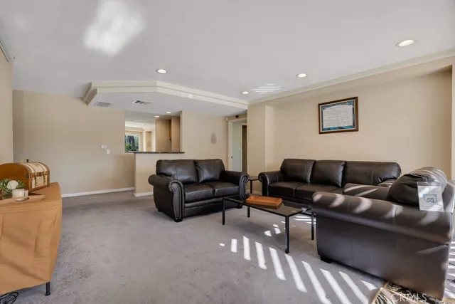 $1,180,000 | 18614 Ingomar Street, Reseda, CA 91335