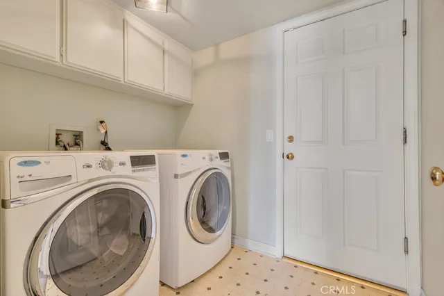 $1,180,000 | 18614 Ingomar Street, Reseda, CA 91335