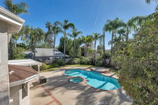 $1,180,000 | 18614 Ingomar Street, Reseda, CA 91335