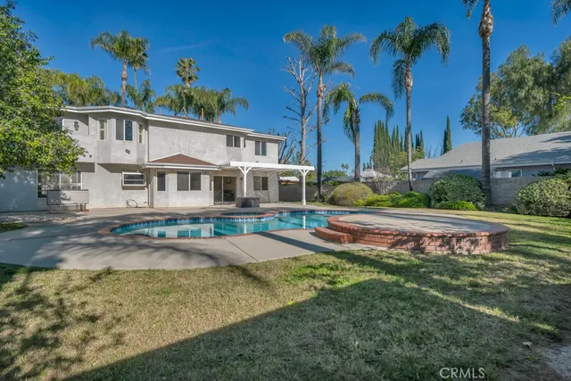 $1,180,000 | 18614 Ingomar Street, Reseda, CA 91335