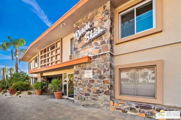 $259,000 | 2290 South Palm Canyon Drive, Unit 2, Palm Springs, CA 92264