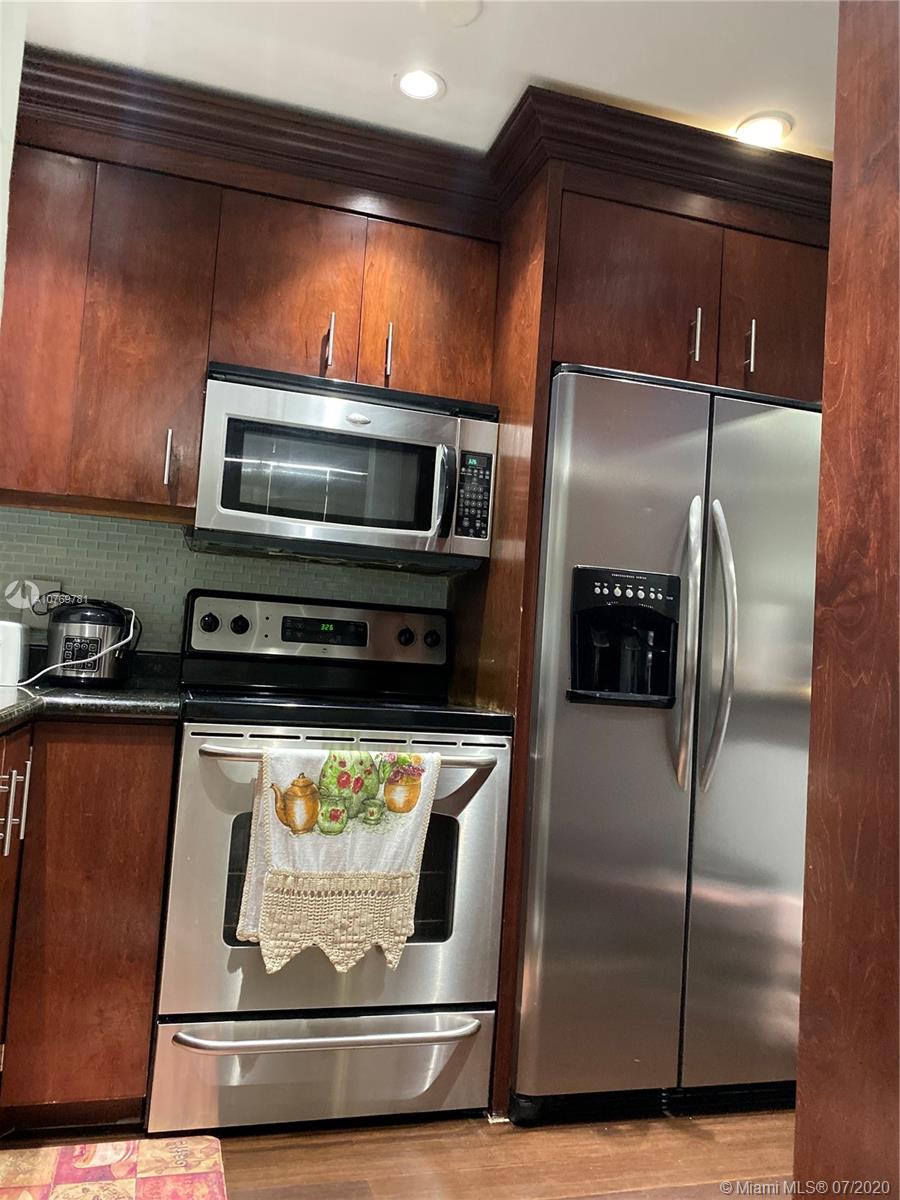9855 Sandalfoot Boulevard, Unit 318 Boca Raton, FL 33428 - Photo 12 of 36