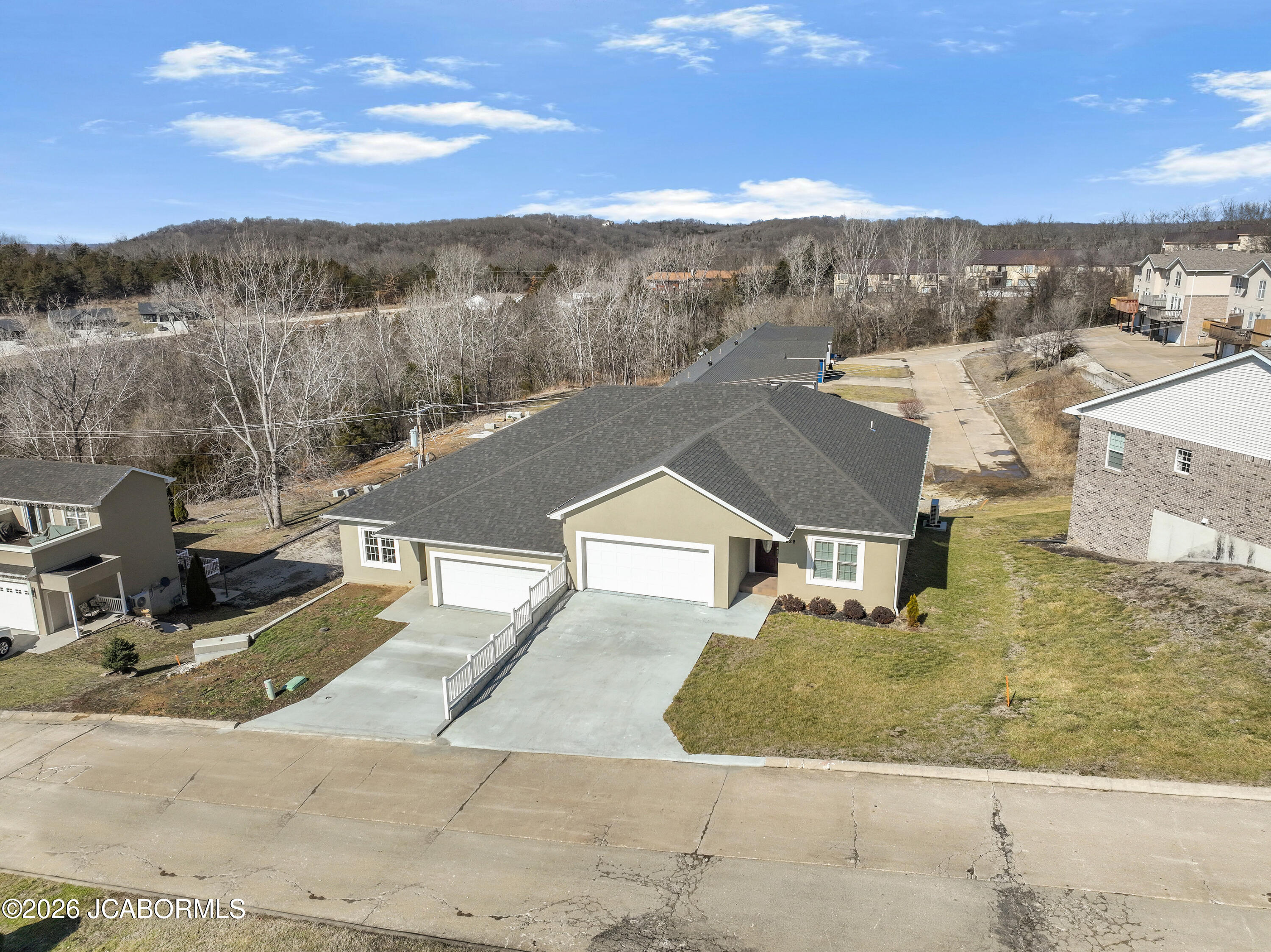 1830 Pinnacle Point Holts Summit, MO 65043 - Photo 1 of 27