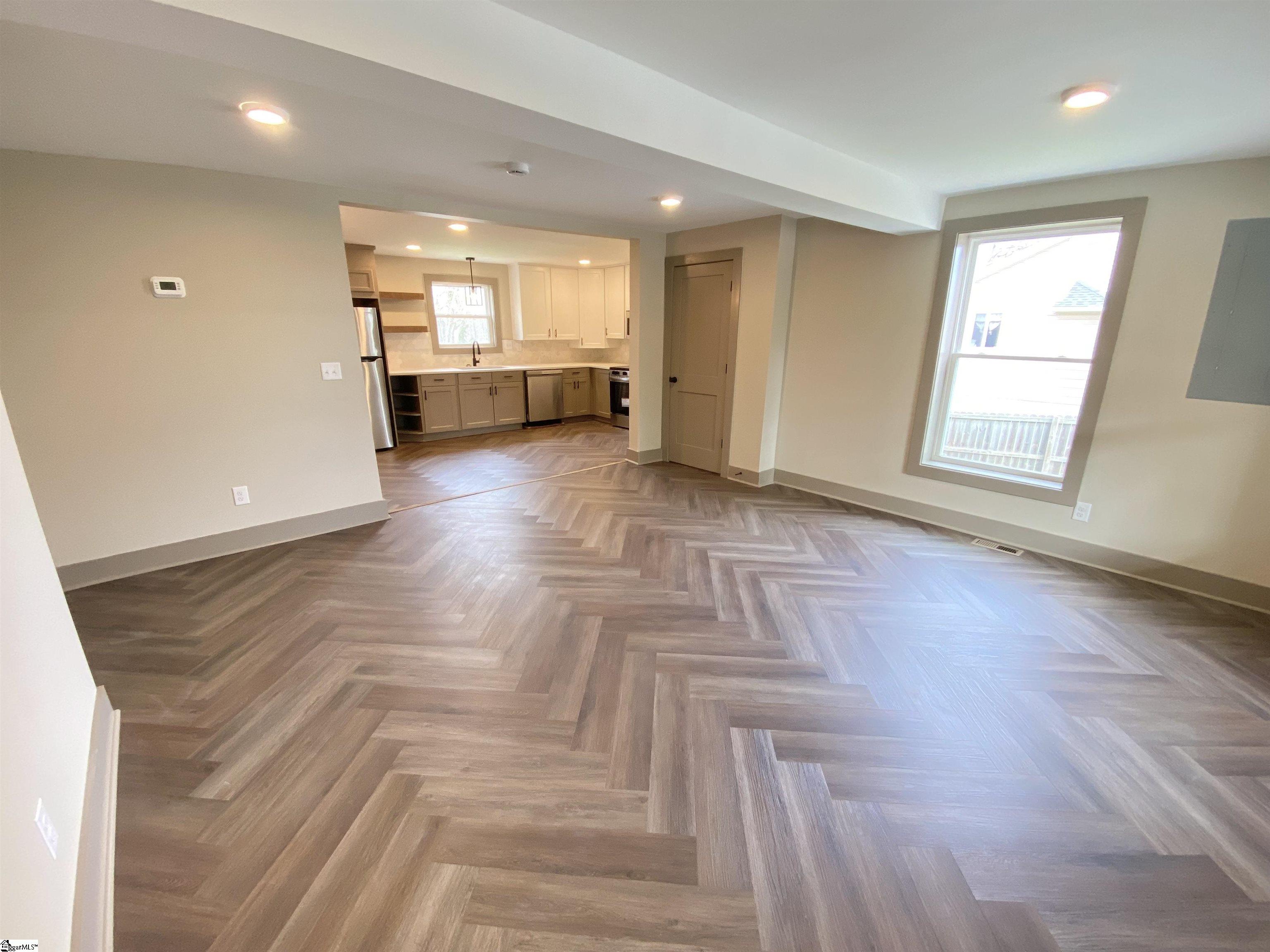 141 High Street Converse, SC 29307 - Photo 6 of 31 Gallery Image 6