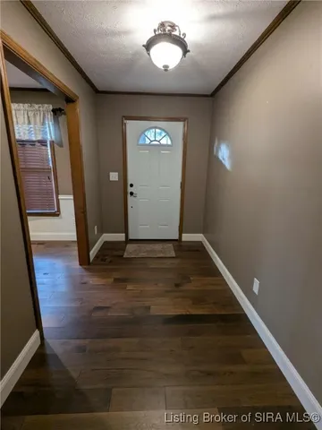 $375,000 | 6950 Pioneer Trail Northeast, Georgetown, IN 47122