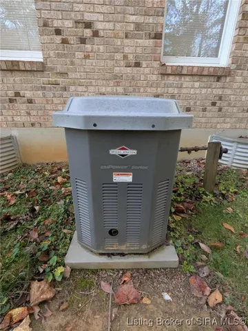 $375,000 | 6950 Pioneer Trail Northeast, Georgetown, IN 47122