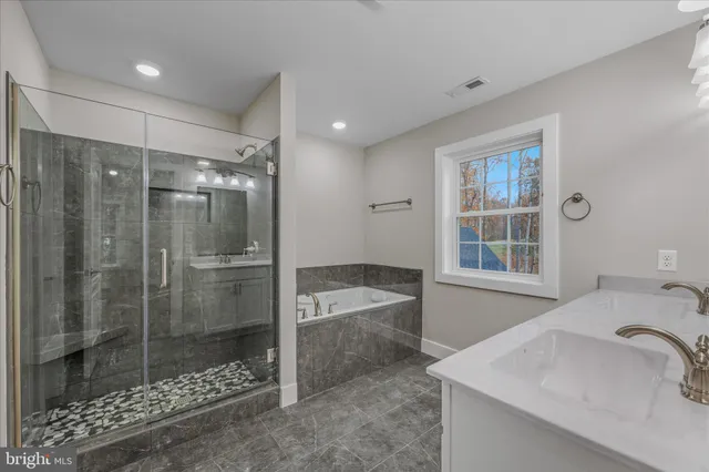 $799,900 | 659 Nimitz Lane, Hedgesville, WV 25427