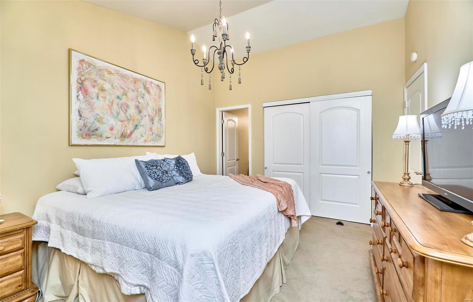 4315 Rockspur Court St. Louis, MO 63128 - Photo 17 of 35 Gallery Image 17