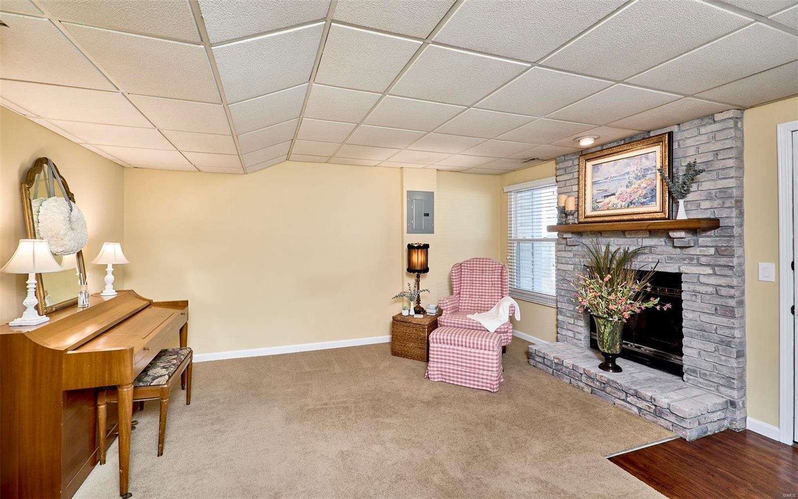 4315 Rockspur Court St. Louis, MO 63128 - Photo 24 of 35 Gallery Image 24