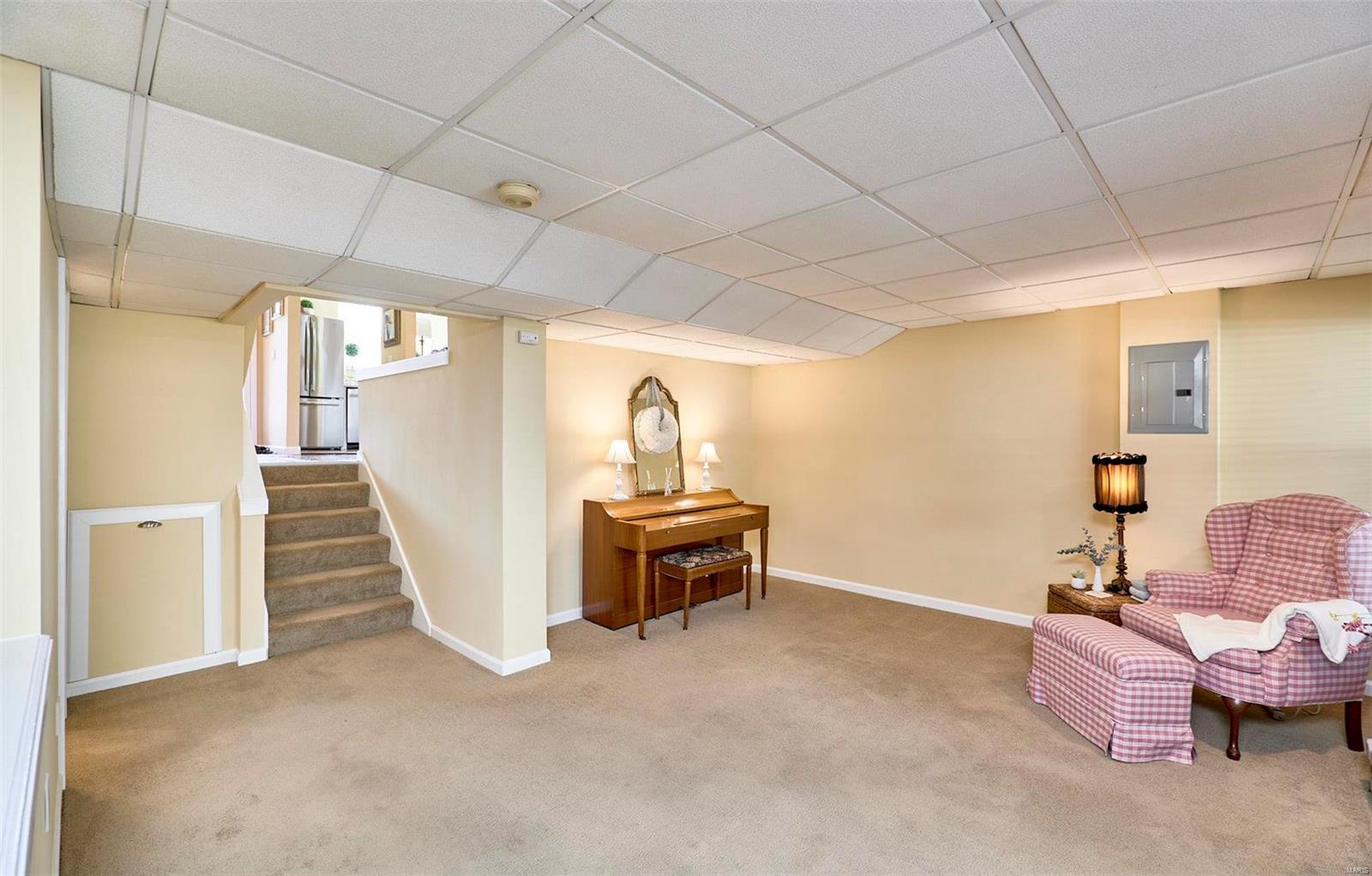 4315 Rockspur Court St. Louis, MO 63128 - Photo 25 of 35 Gallery Image 25