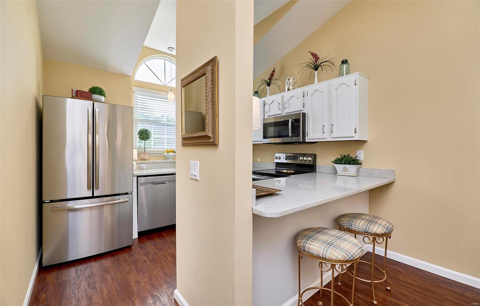 4315 Rockspur Court St. Louis, MO 63128 - Photo 3 of 35 Gallery Image 3