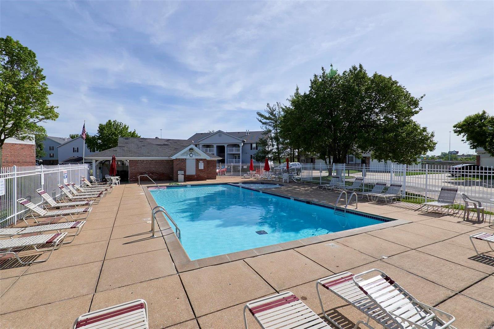 4315 Rockspur Court St. Louis, MO 63128 - Photo 35 of 35 Gallery Image 35