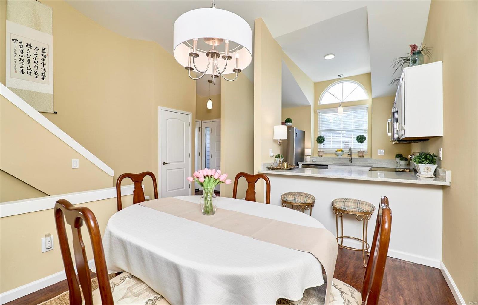 4315 Rockspur Court St. Louis, MO 63128 - Photo 9 of 35 Gallery Image 9