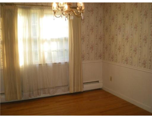 181 Old River Road Lincoln, RI 02865 - Photo 5 of 11 Dining Room.