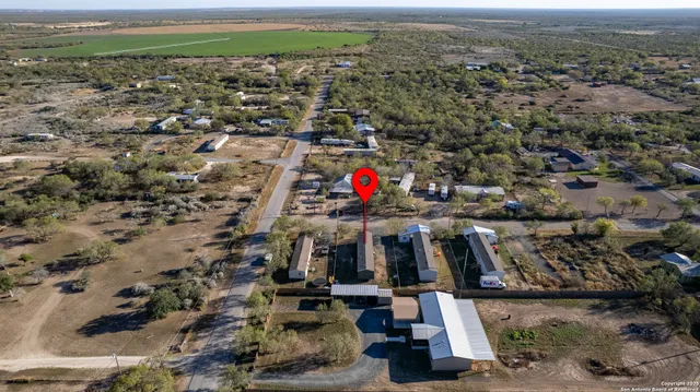 $185,000 | 138 Senisa Drive, Uvalde, TX 78801
