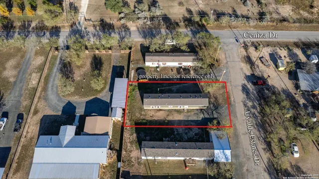 $185,000 | 138 Senisa Drive, Uvalde, TX 78801