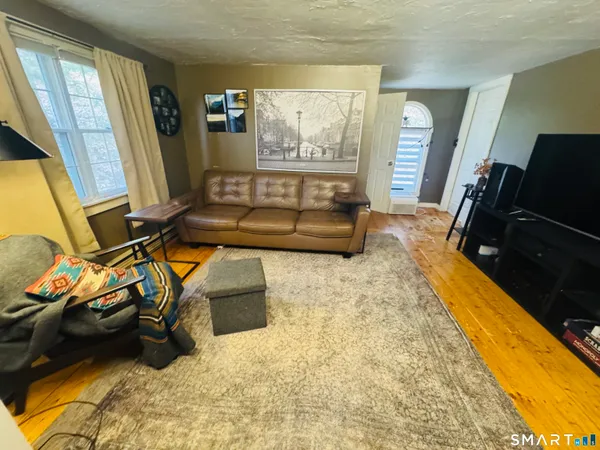 $359,900 | 45 Breaults Landing Road, Thompson, CT 06277