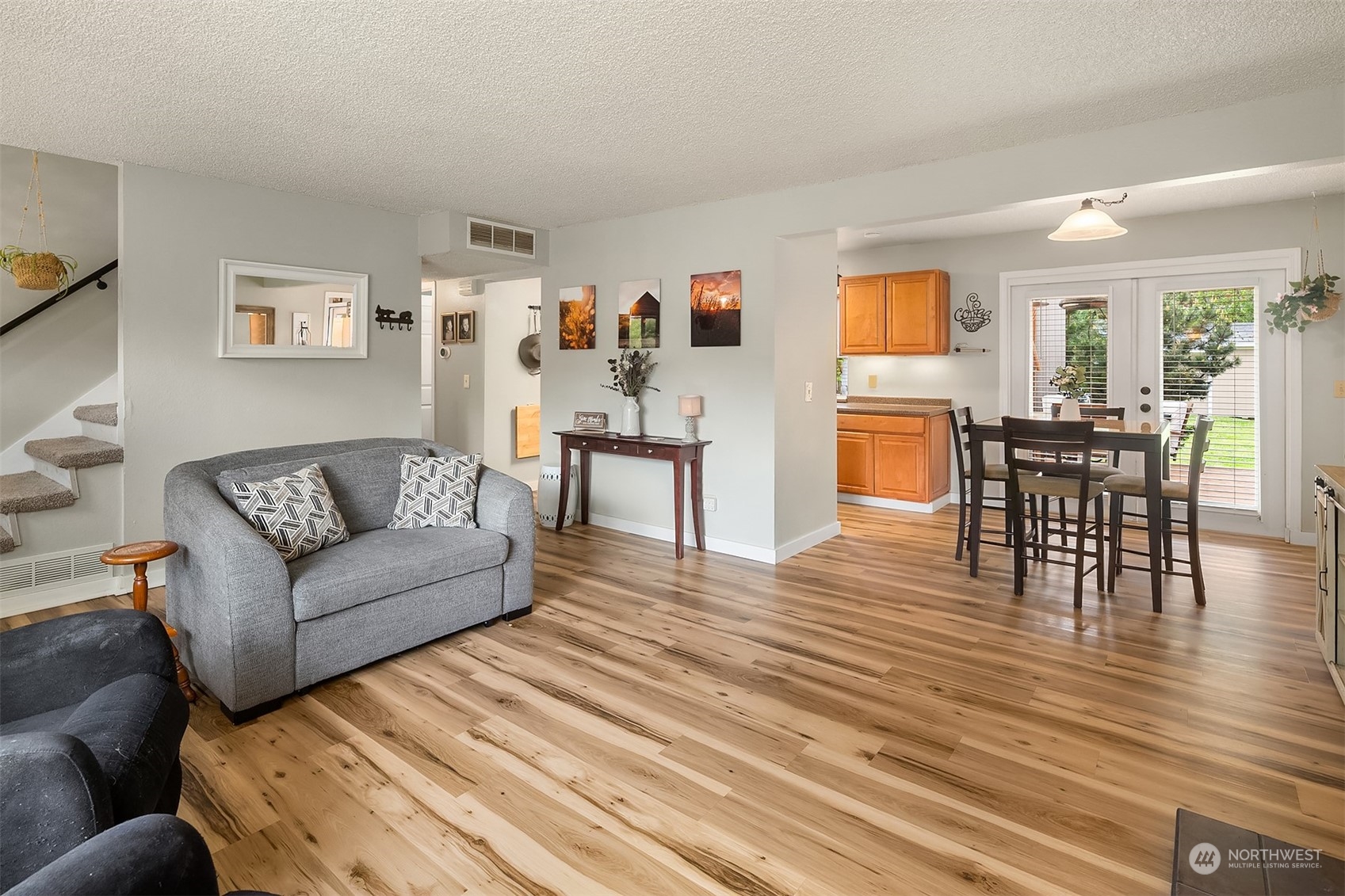 13937 147th Place Southeast Renton, WA 98059 - Photo 9 of 33 Gallery Image 9