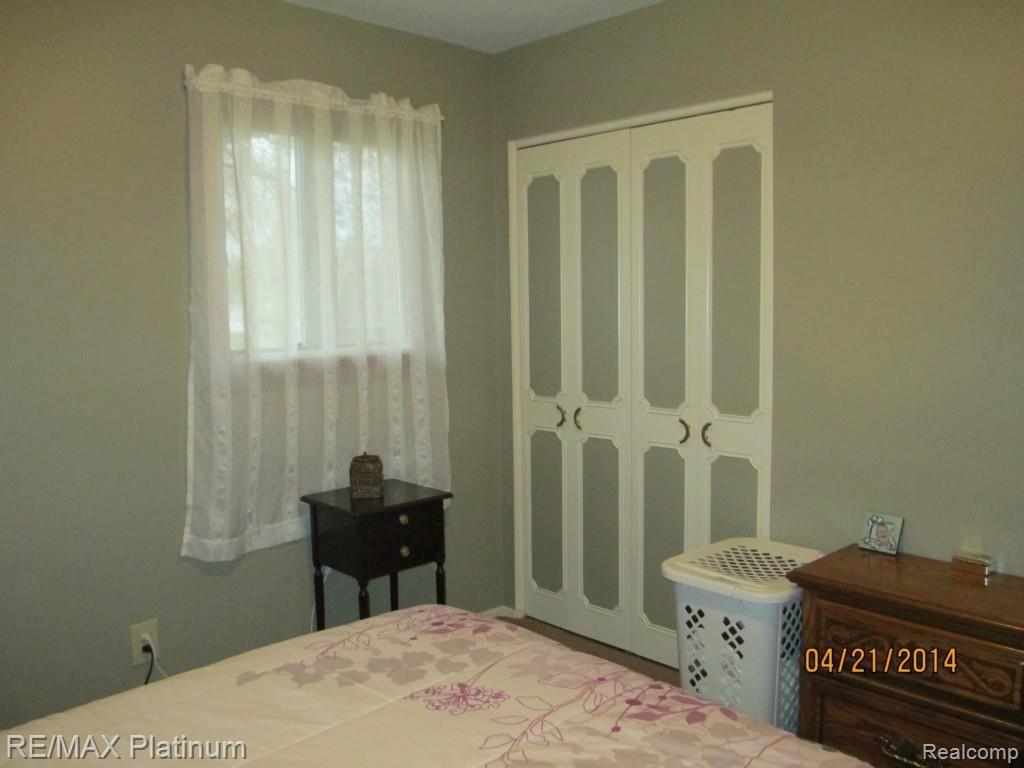 2480 North Irish Road Davison, MI 48423 - Photo 11 of 23 2480 Irish Rd (12).jpg