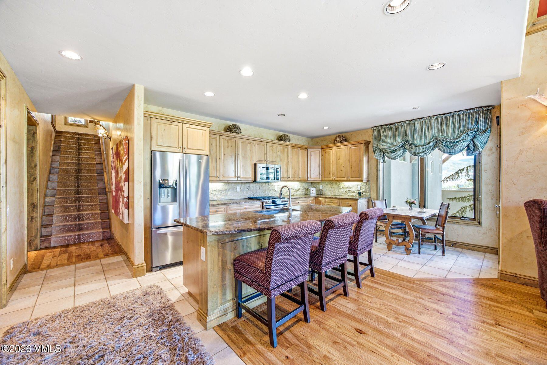 1121 Winslow Road Edwards, CO 81632 - Photo 7 of 41 Kitchen with breakfast nook