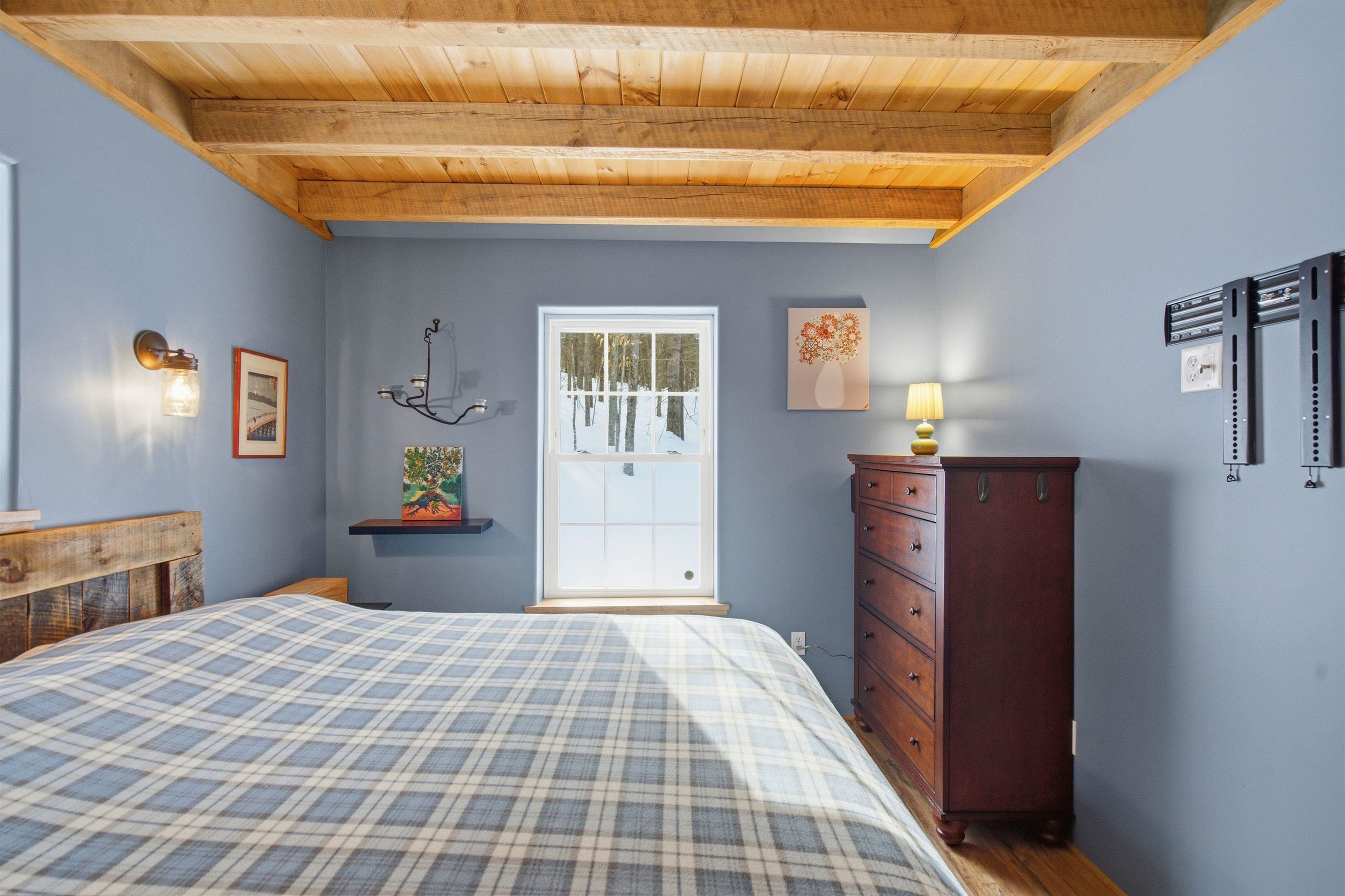 32 Deckmans Road Danbury, NH 03230 - Photo 12 of 47