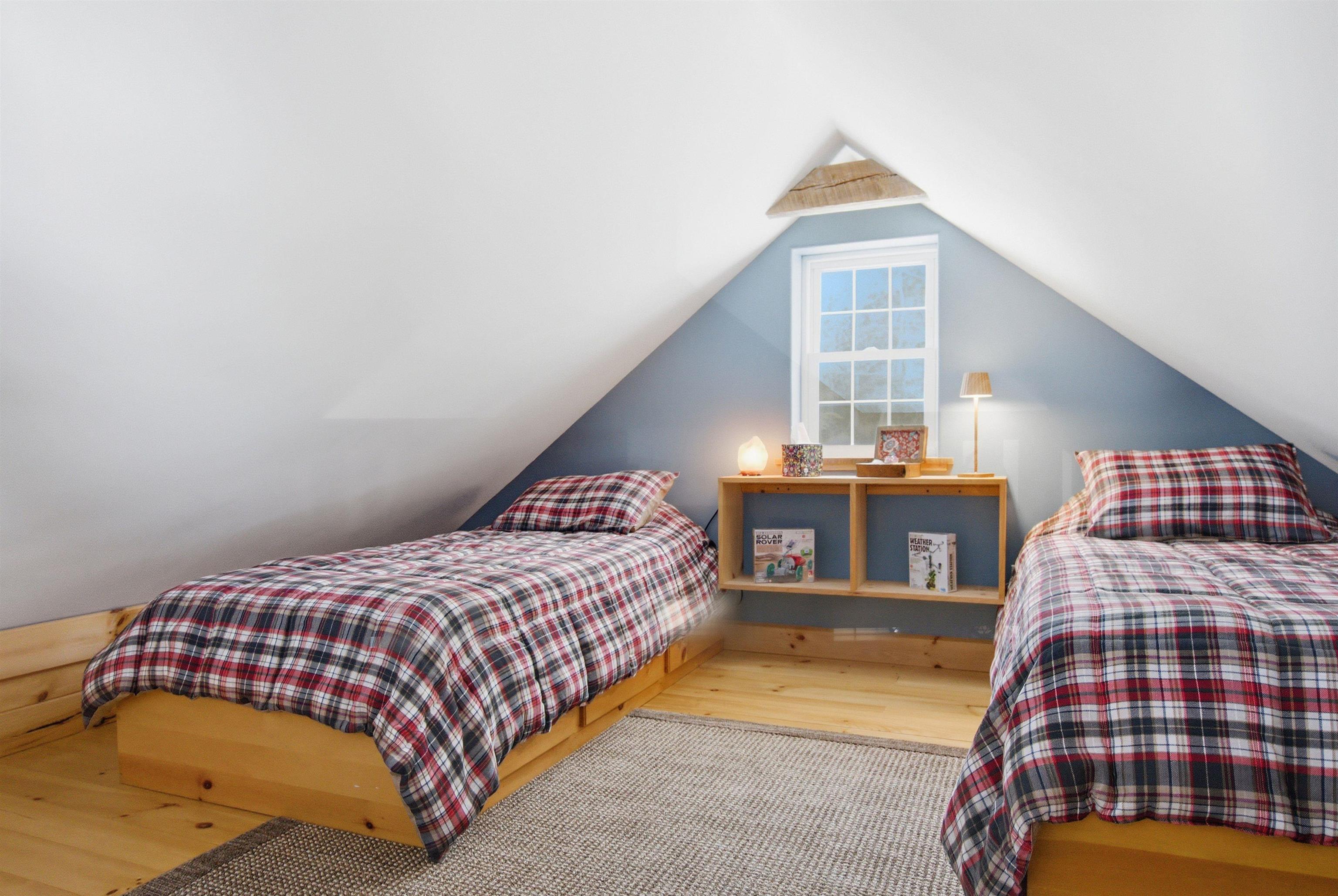 32 Deckmans Road Danbury, NH 03230 - Photo 15 of 47