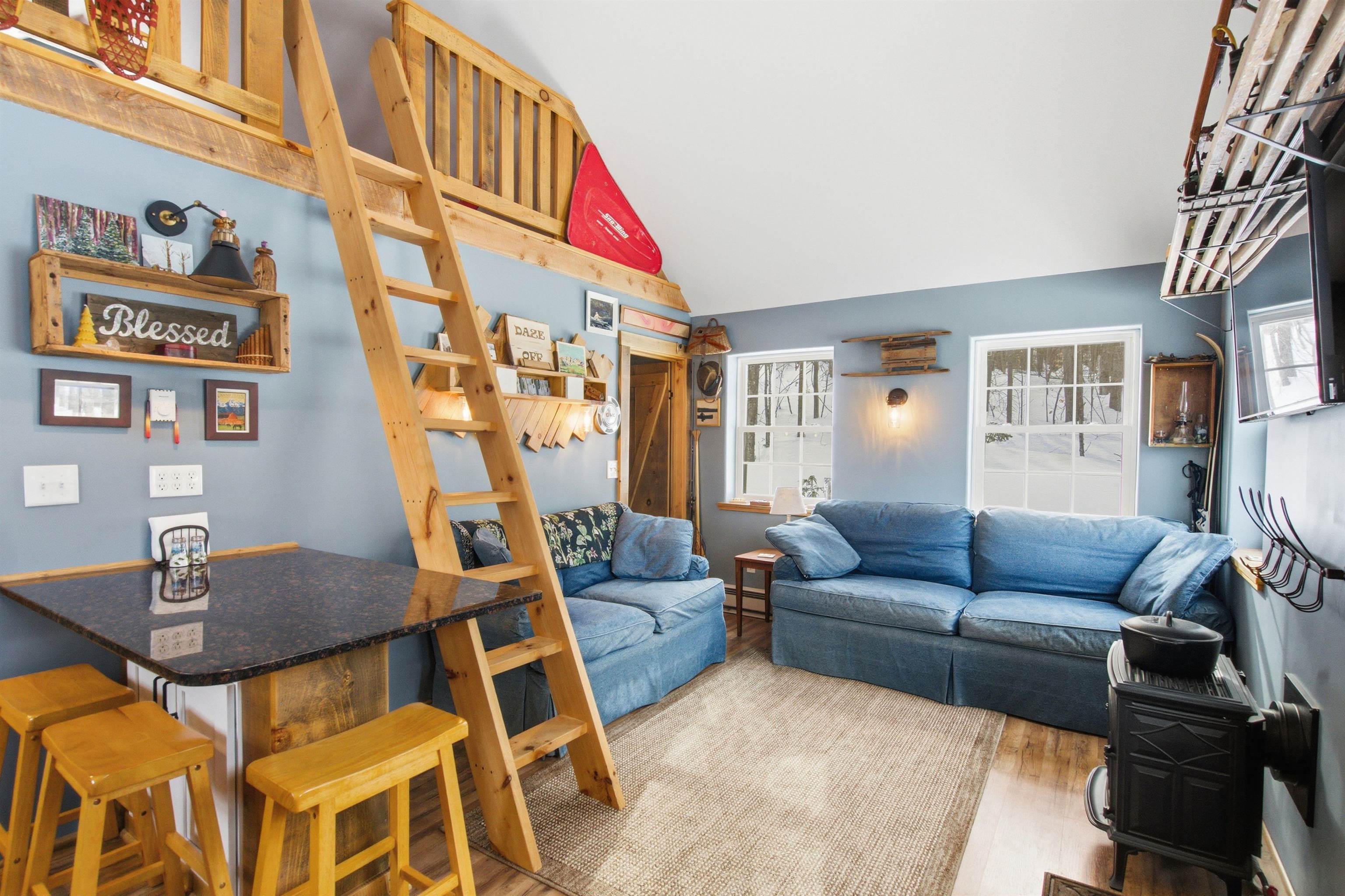 32 Deckmans Road Danbury, NH 03230 - Photo 3 of 47