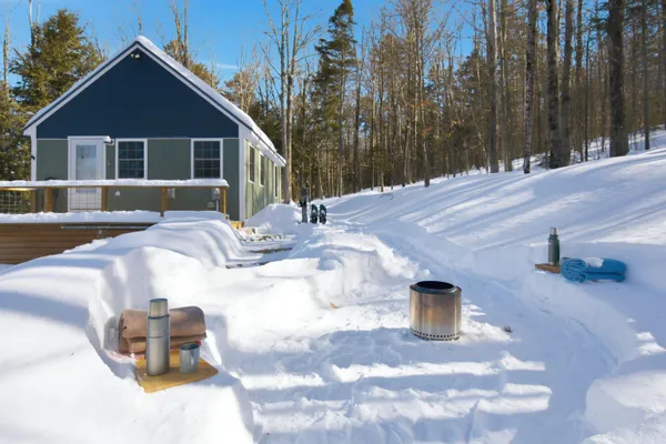 $429,900 | 32 Deckmans Road, Danbury, NH 03230