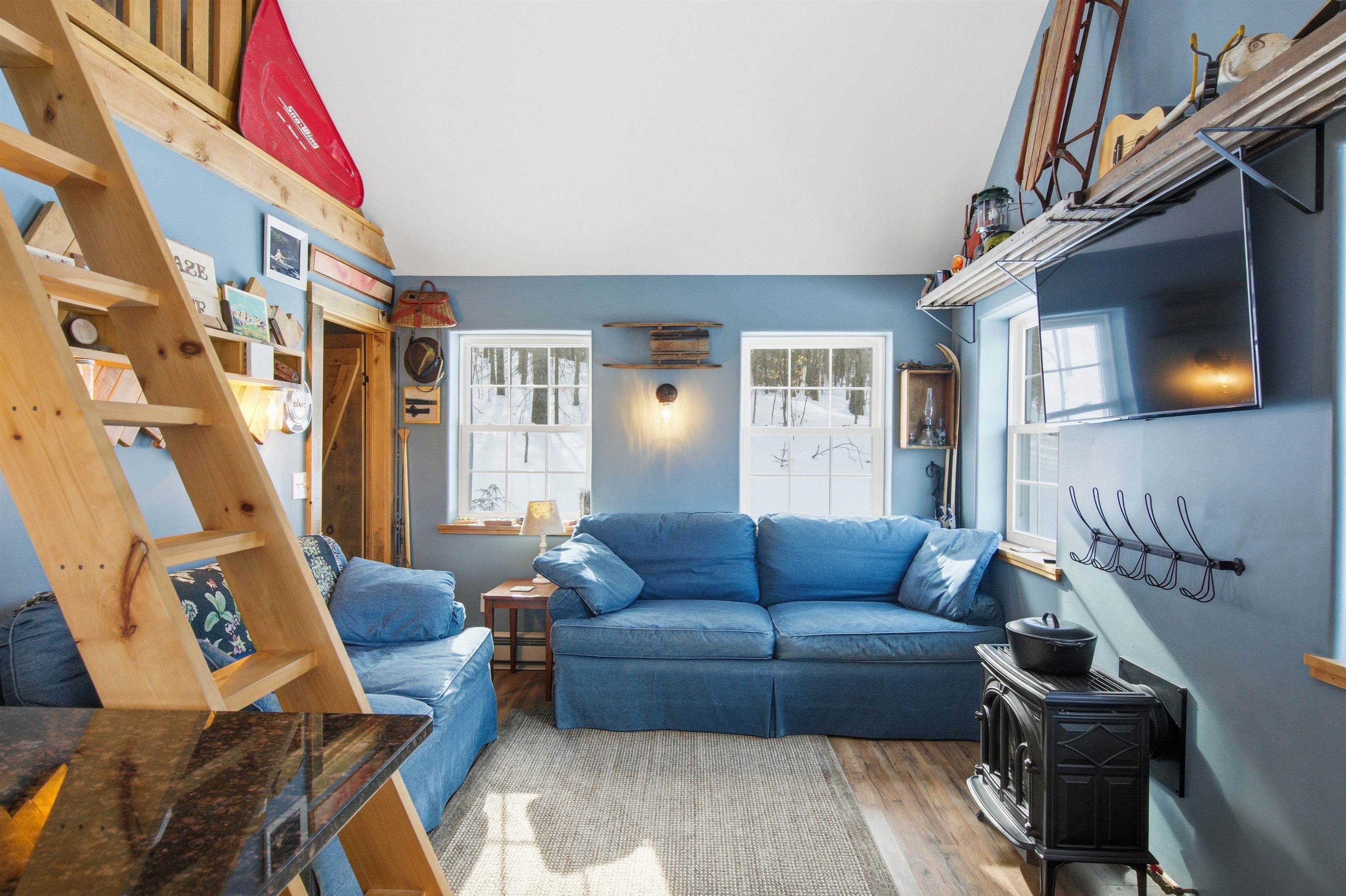 32 Deckmans Road Danbury, NH 03230 - Photo 4 of 47