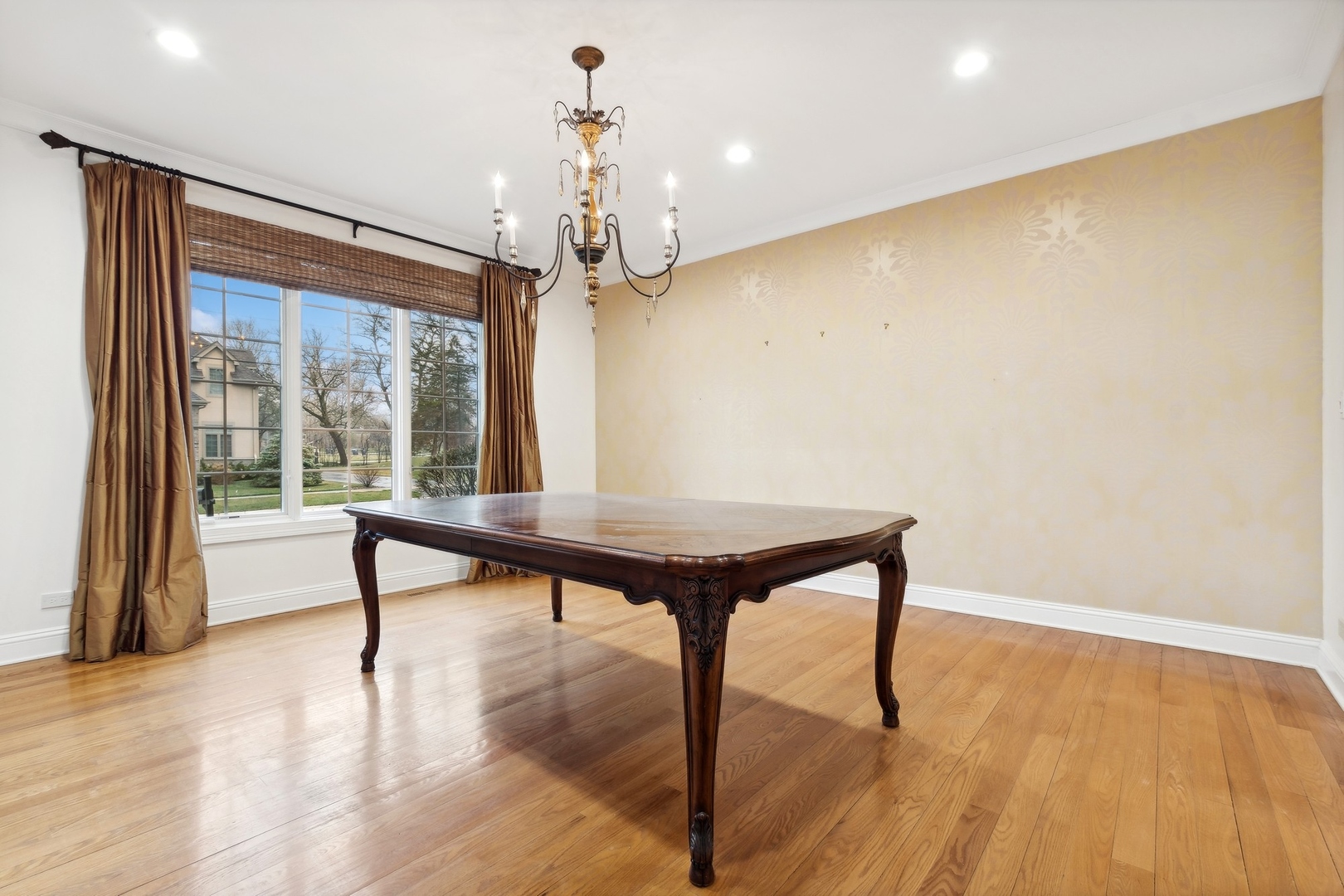 1603 Hertel Lane Deerfield, IL 60015 - Photo 5 of 27 a view of a room with a table and chairs