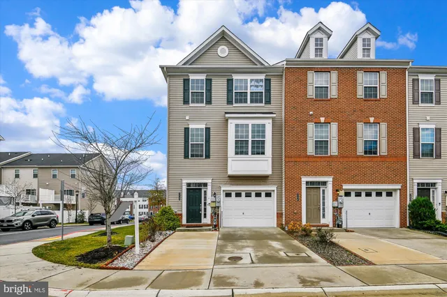 $575,000 | 7749 Dagny Way, Elkridge, MD 21075