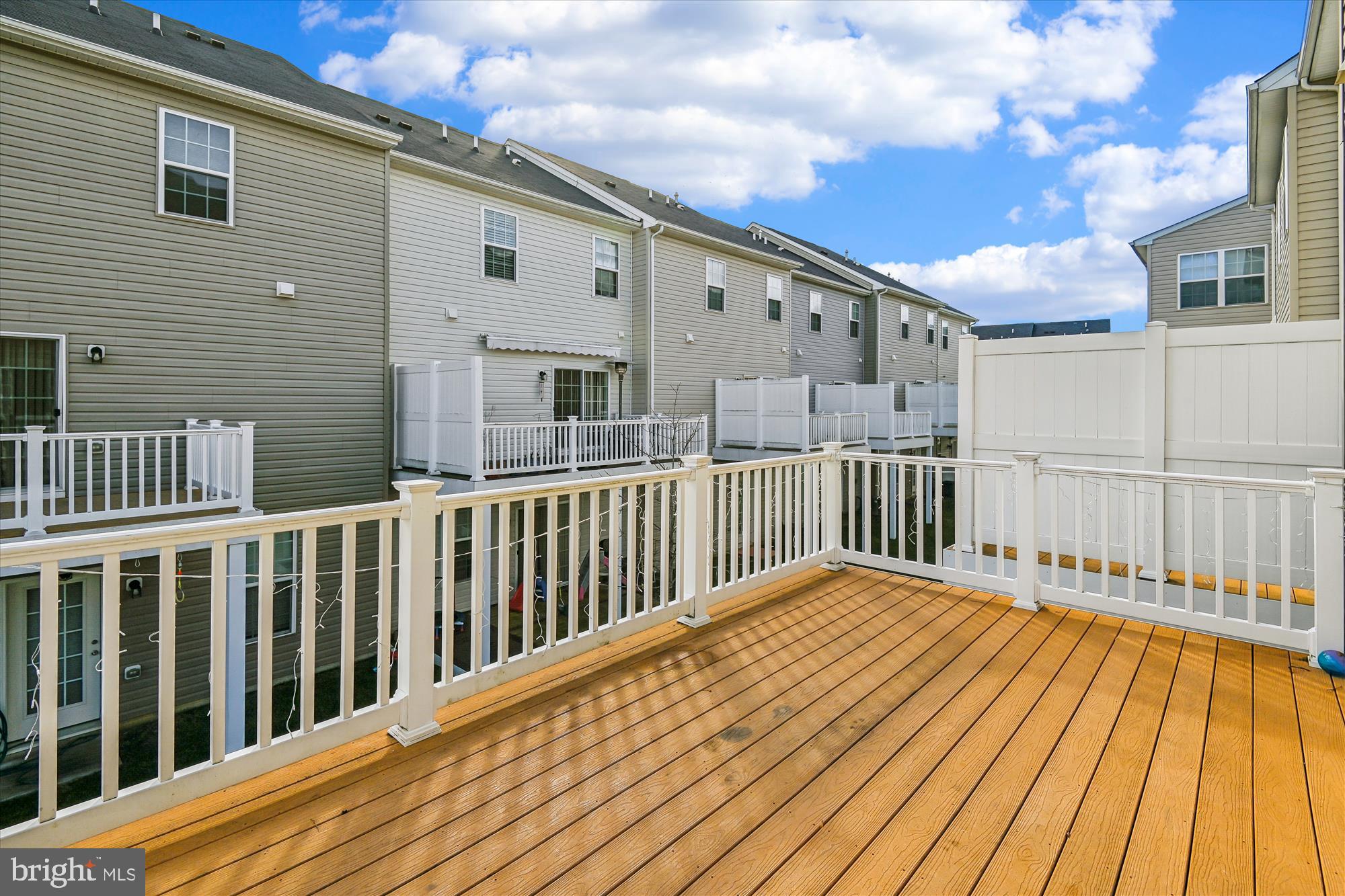 7749 Dagny Way Elkridge, MD 21075 - Photo 3 of 33 a view of wooden deck