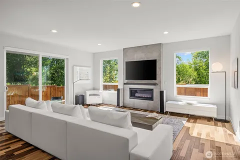$1,250,000 | 2627 Southwest 100th Street, Seattle, WA 98146