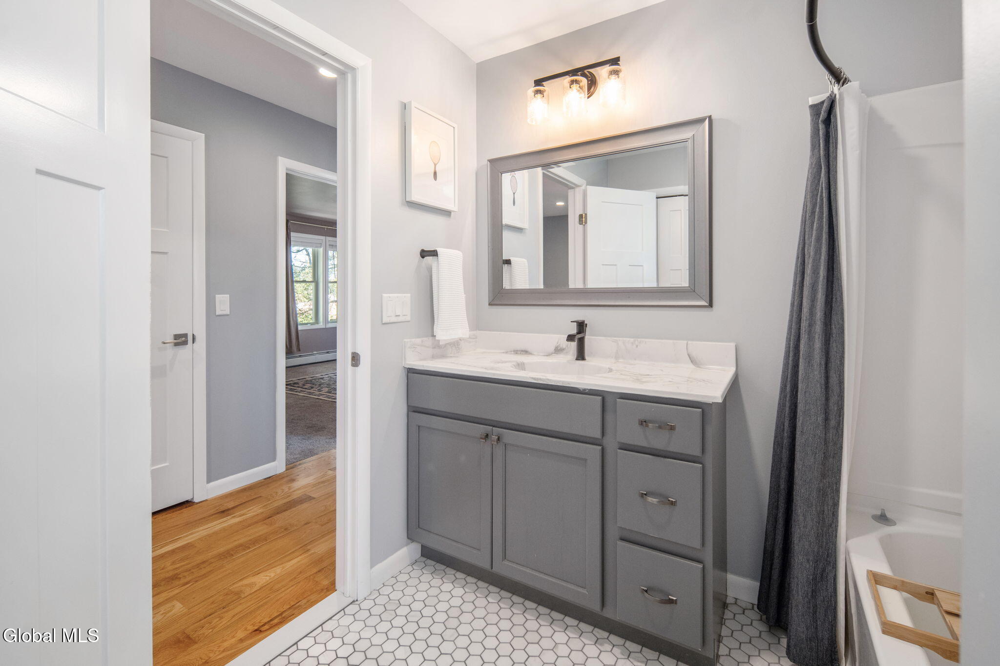 19 Spring Avenue Colonie, NY 12110 - Photo 25 of 35 44-19SpringAve_44