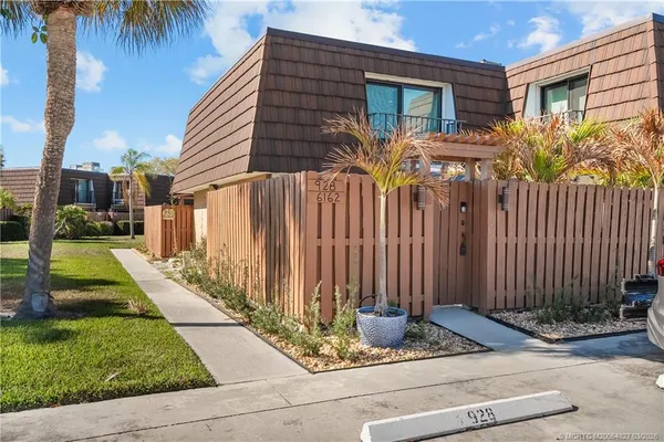 $375,000 | 6162 Southeast Riverboat Drive, Unit 928, Stuart, FL 34997