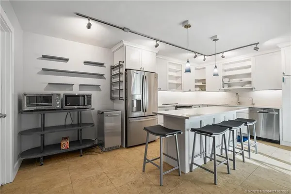 $375,000 | 6162 Southeast Riverboat Drive, Unit 928, Stuart, FL 34997