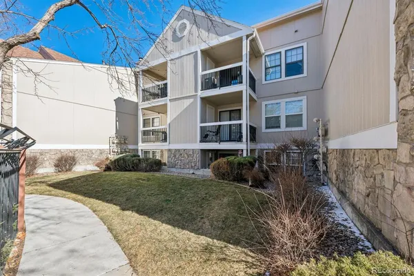 $195,000 | 5321 West 76th Avenue, Unit 322, Arvada, CO 80003