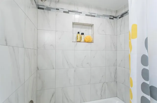 $2,700 | 15614 Pebble Bend Drive, Houston, TX 77068