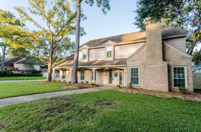 $2,700 | 15614 Pebble Bend Drive, Houston, TX 77068
