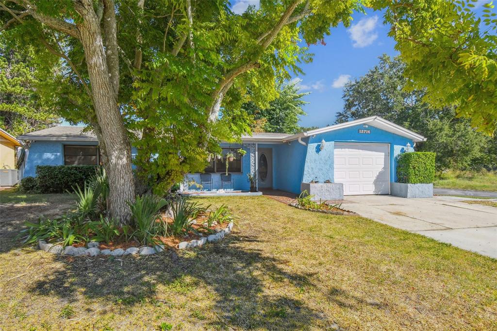 12714 Mulberry Lane Hudson, FL 34667 - Photo 4 of 68