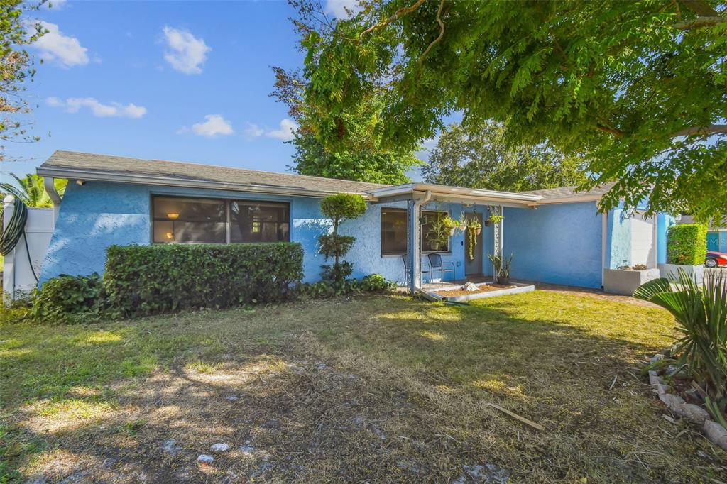 12714 Mulberry Lane Hudson, FL 34667 - Photo 5 of 68