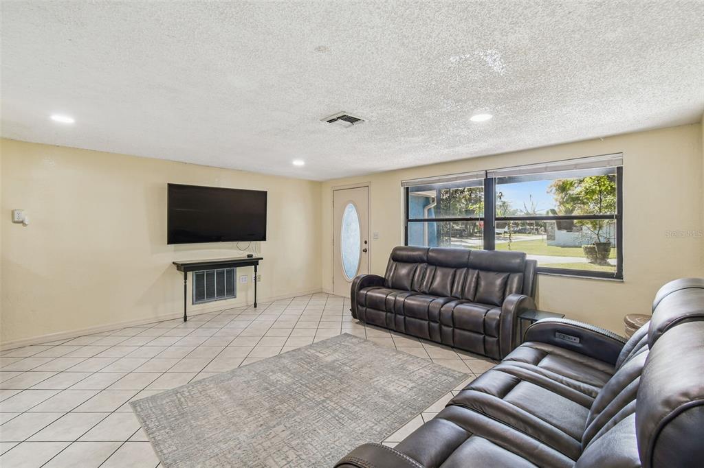 12714 Mulberry Lane Hudson, FL 34667 - Photo 9 of 68