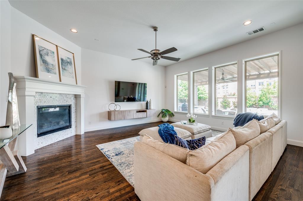 13162 Riverhill Road Frisco, TX 75033 - Photo 7 of 39